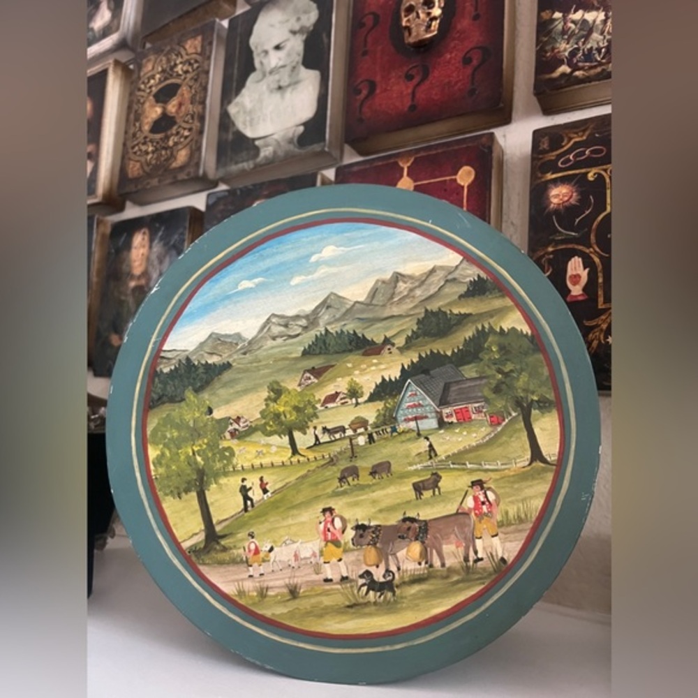 Buhler Holzspan, antique Hand Made, Folk‎ Art Painted, Round Sewing Box